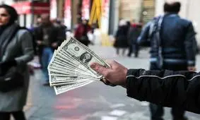 دلار به میانه کانال ۱۲ هزار تومانی نزدیک شد