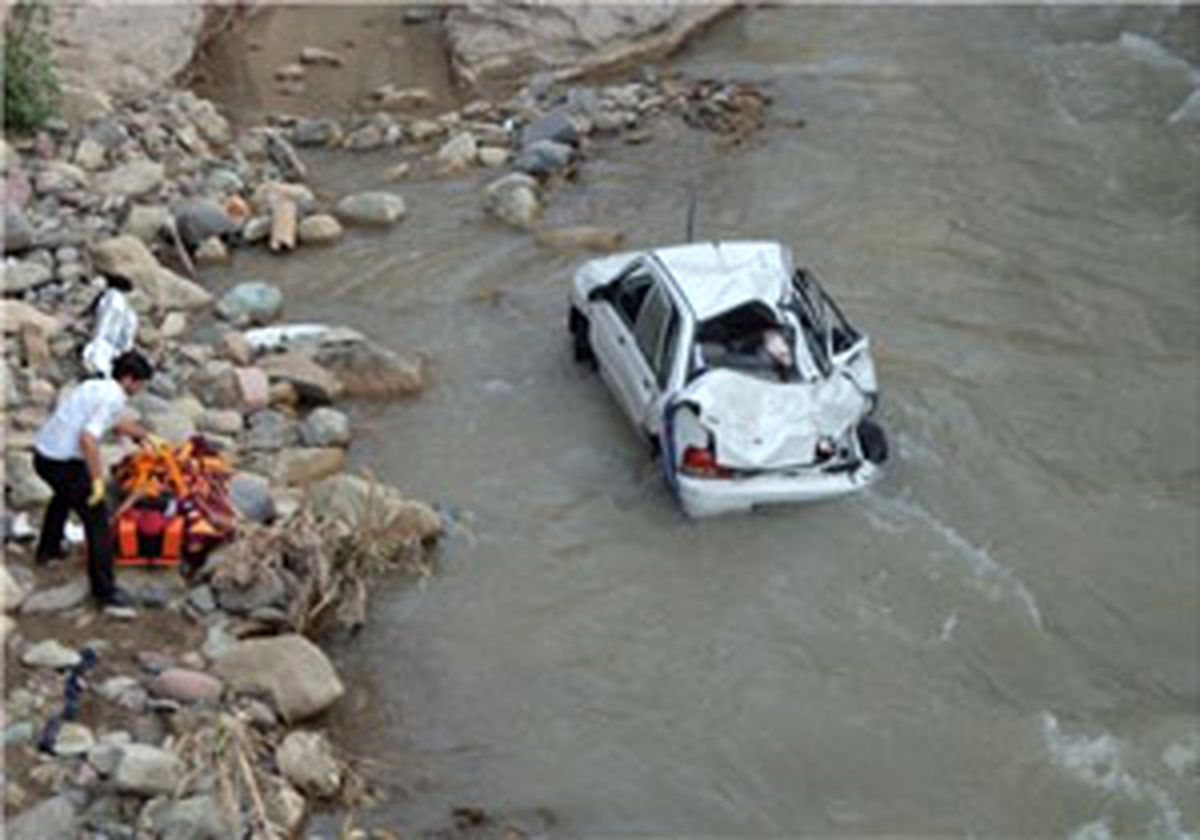 مرگ کودک 3 ساله پس از سقوط خودرو در رودخانه