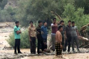 نجات ۱۰ دانش‌آموز از غرق شدگی در شرق تهران