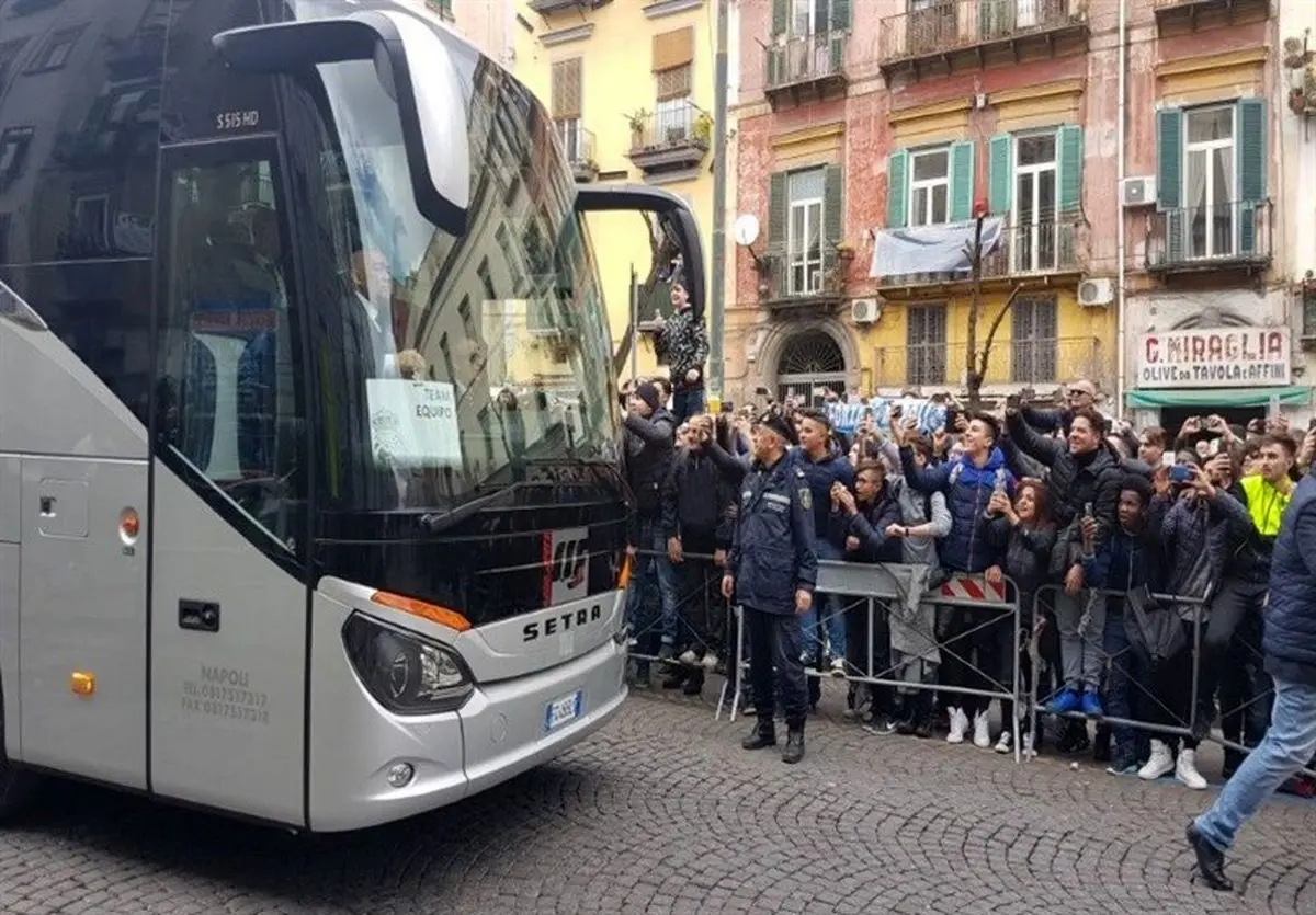 استقبال سرد اما خوشمزه هواداران ناپولی از رئال مادرید! + تصاویر