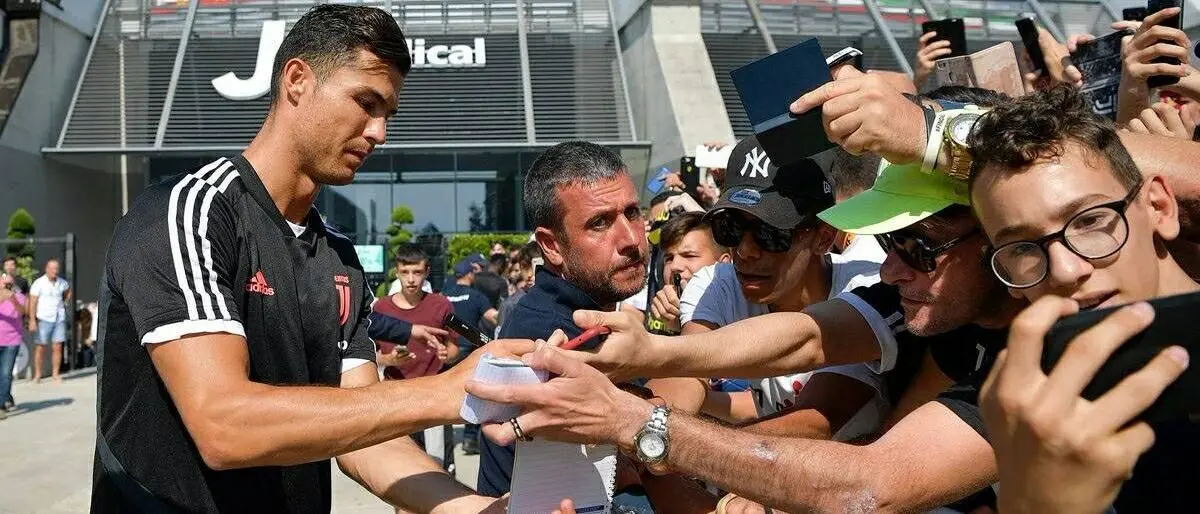 استقبال شدید از رونالدو در حاشیه تمرینات یوونتوس