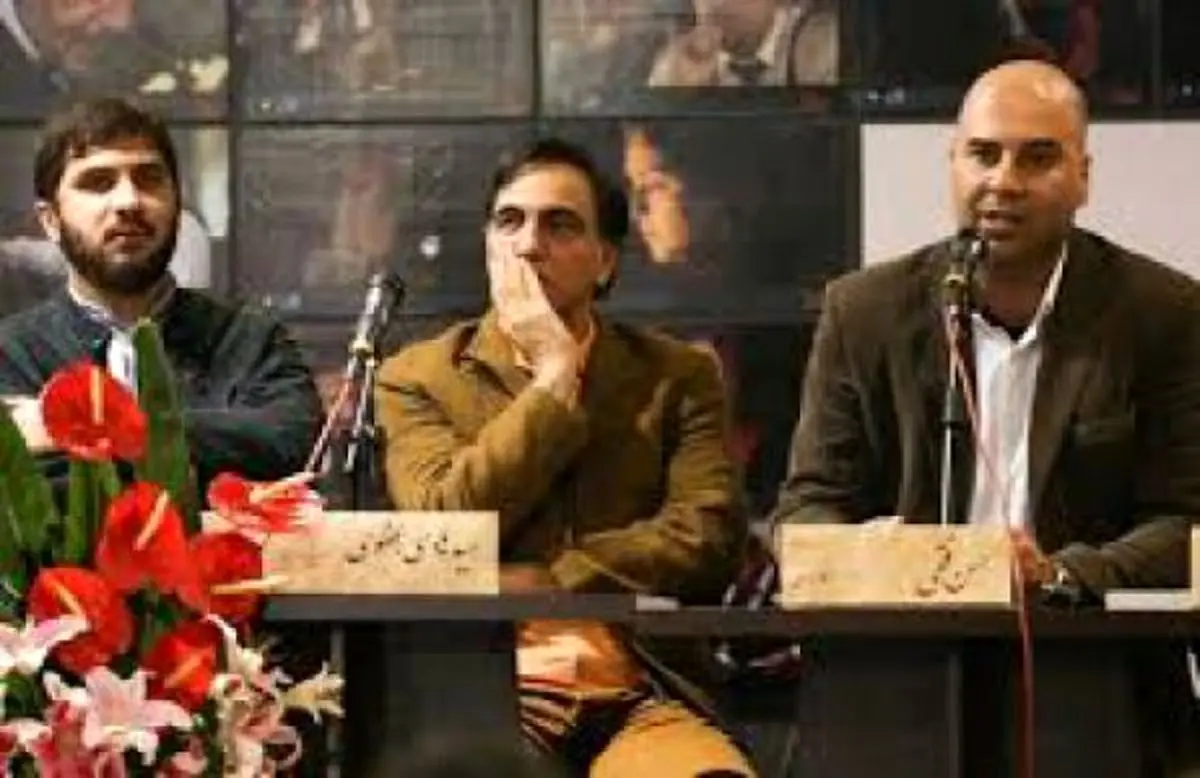 سازنده سریال "شهرزاد" در خلاصه داستان مجموعه‌ تازه‌اش، باز از «کابوس بودن سهم رعیت»، و «تخت طاووس بودن سهم سلطان»، انتقاد کرده است!