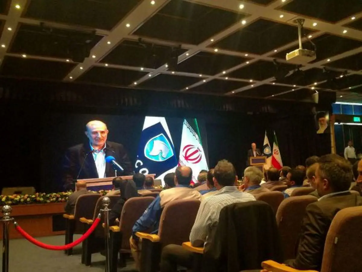 باید محصولات کاملا ایرانی تولید کنیم