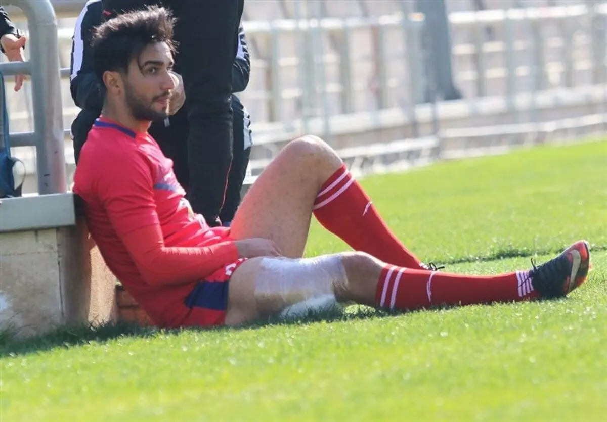 هافبک مصدوم پرسپولیس فردا جراحی می‌شود