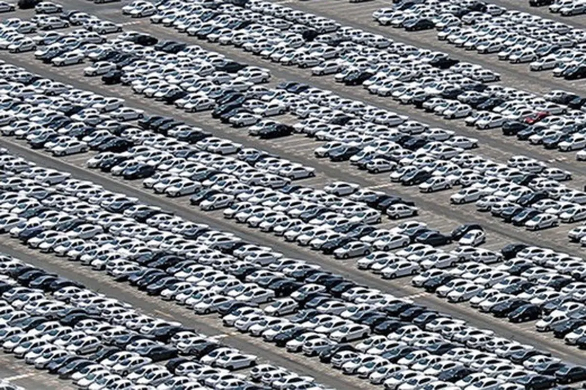 روایت عضو هیئت رئیسه مجلس از خرید ۳۲ هزار سکه و ‌۶ هزار خودرو ‌توسط یک زن