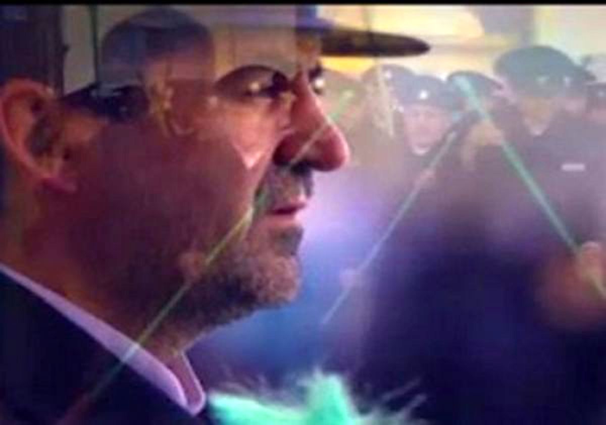 درخواست شنیدنی خادم امام رضا(ع) از پدرش هنگام سفر به کربلا + فیلم