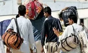 کارگران ایرانی‌ به عراق مهاجرت می‌کنند حتی لیسانسه‌ها/ زندگی در اتاق‌های ۹ متری با روزی ۳۰۰ هزار تومان حقوق