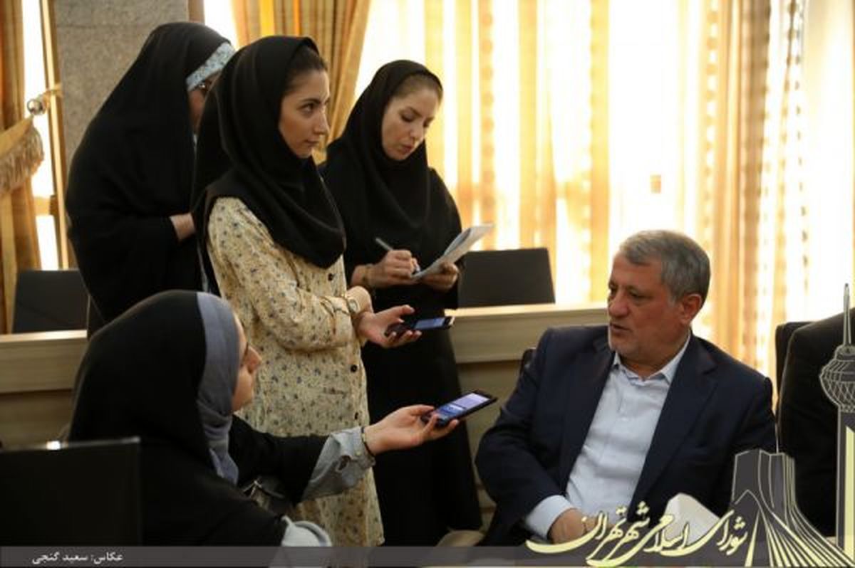 پیشتر در انتخابات شورایاری شرکت نکرده بودم / میزان مشارکت از دورههای قبل بیشتر است