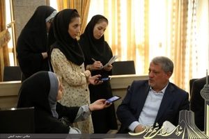 پیشتر در انتخابات شورایاری شرکت نکرده بودم / میزان مشارکت از دوره‌های قبل بیشتر است
