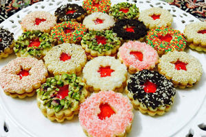 انواع شیرینی خانگی مخصوص عید نوروز