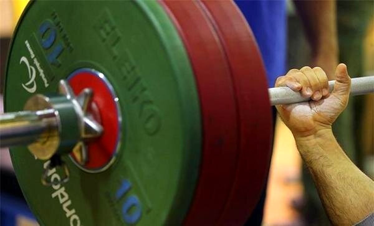 محمدی: به جای تبریک انتقاد میکنند