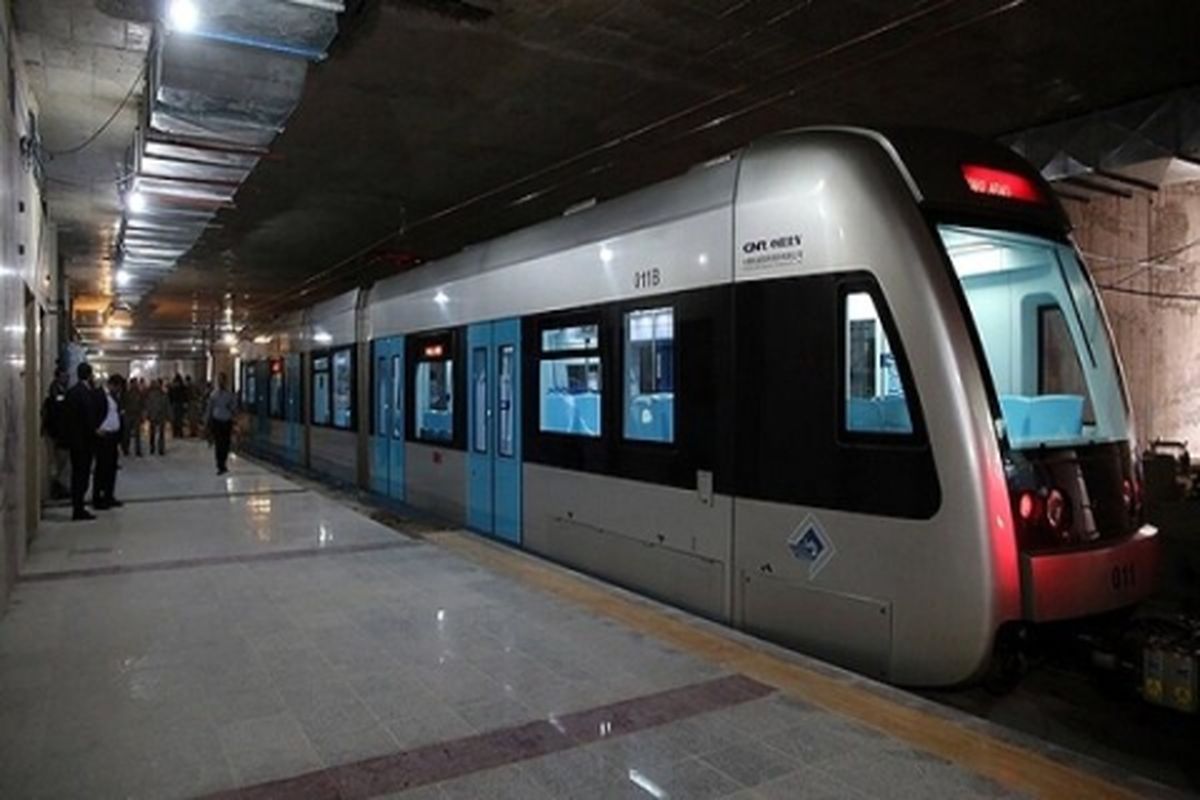 خط ۲ قطار شهری تا مهرماه در ایستگاه های الندشت و کوهسنگی مسافرگیری نخواهد داشت