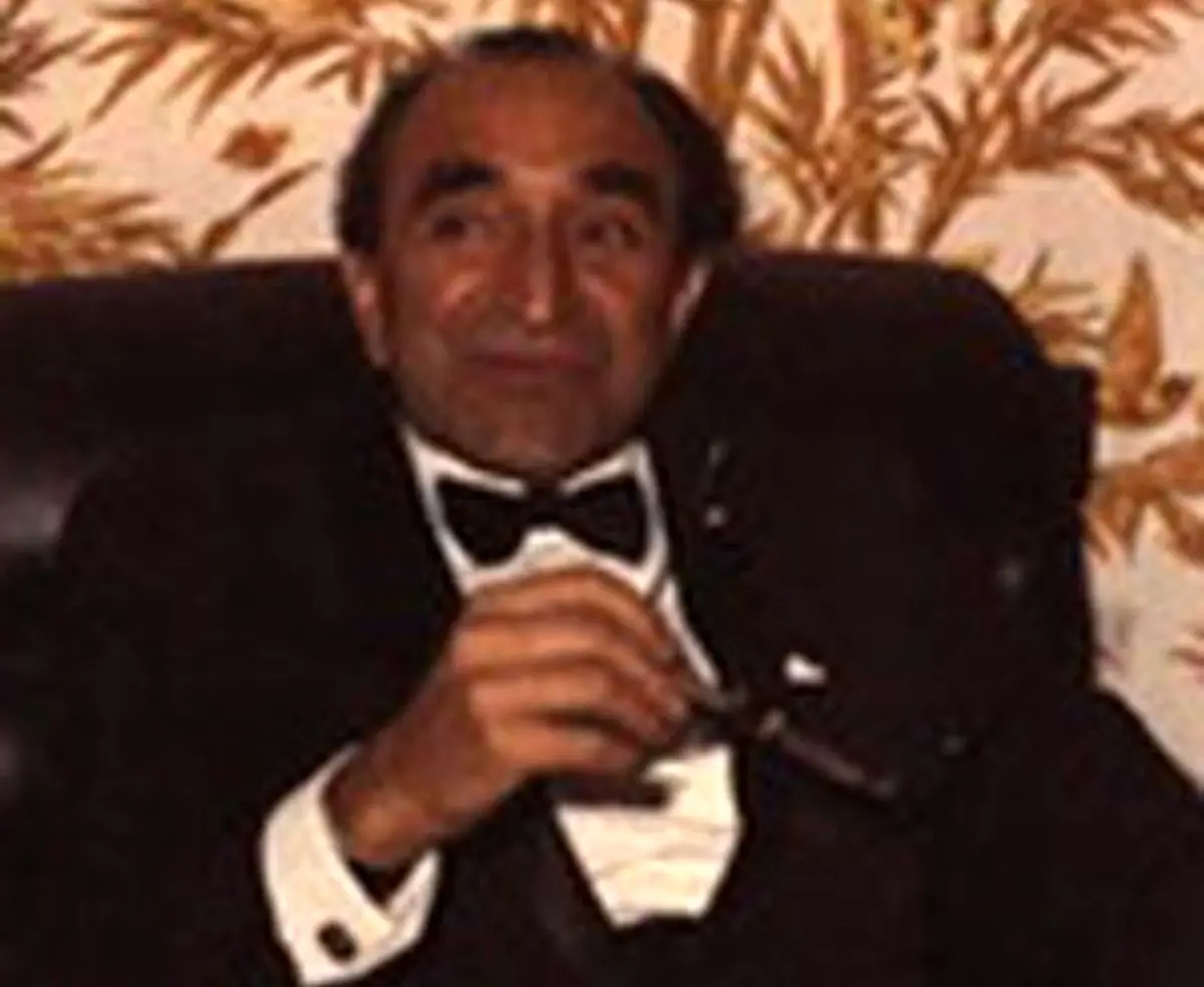 یادداشت‌های عَلَم، یکشنبه ۵ مرداد ۱۳۵۴