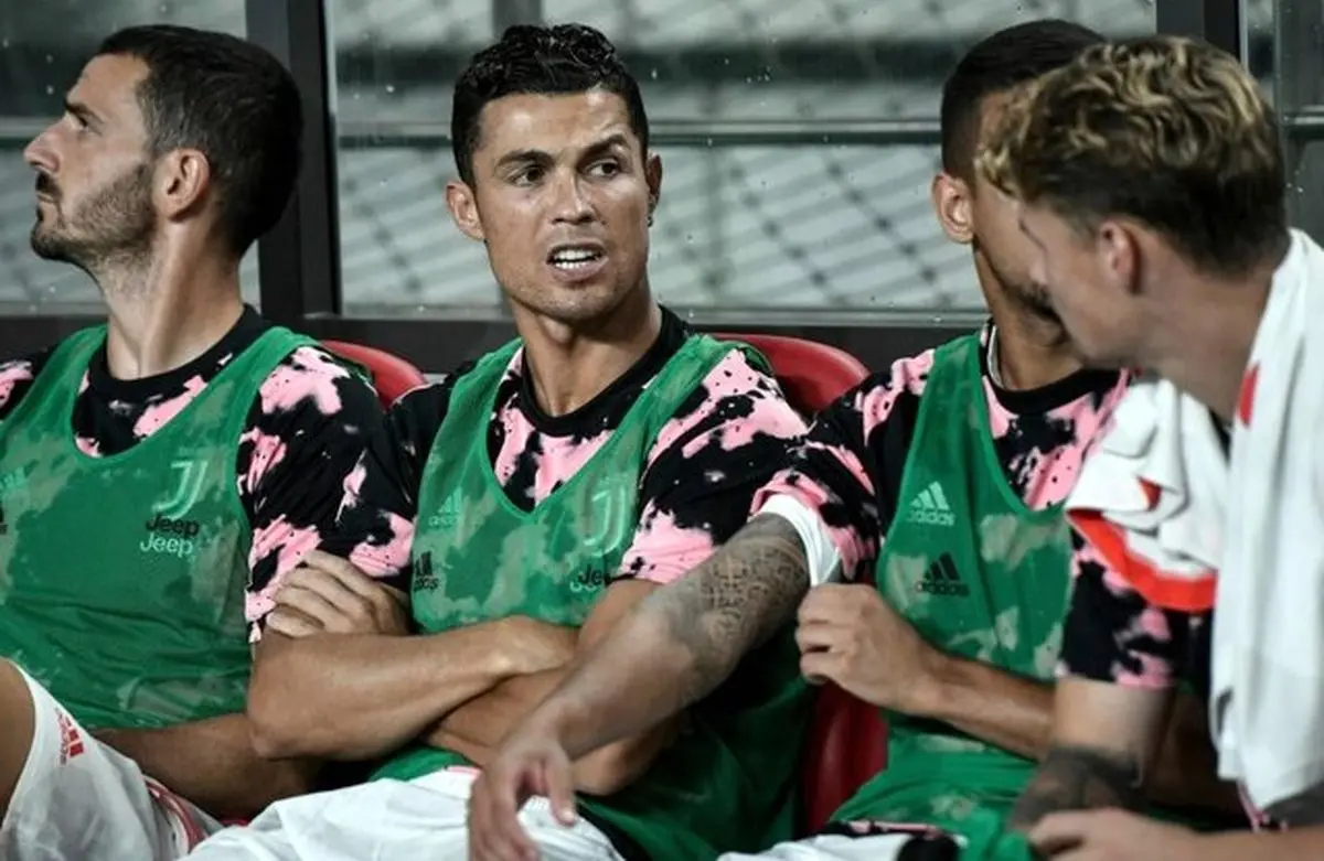 خشم کره‌ای‌ها از نیمکت نشینی رونالدو در سئول