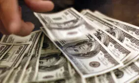 دلار به کانال ۱۲.۰۰۰ تومان برگشت/ یورو ۱۴.۰۰۰ تومان شد