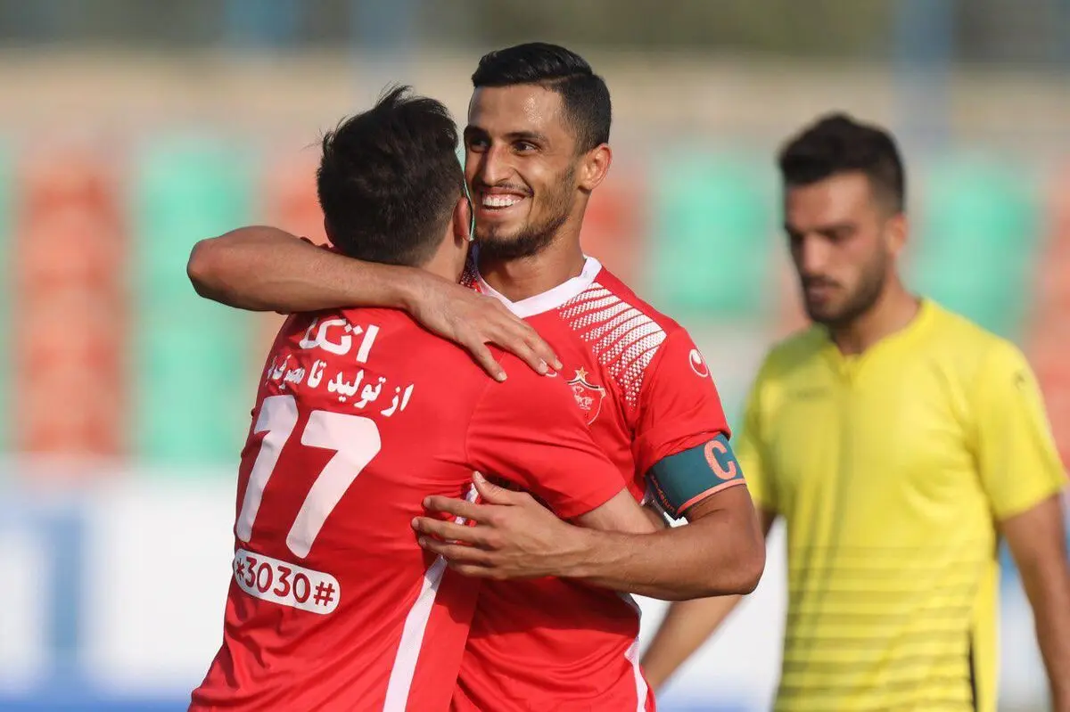 جلسه علیپور و عرب در ساختمان باشگاه