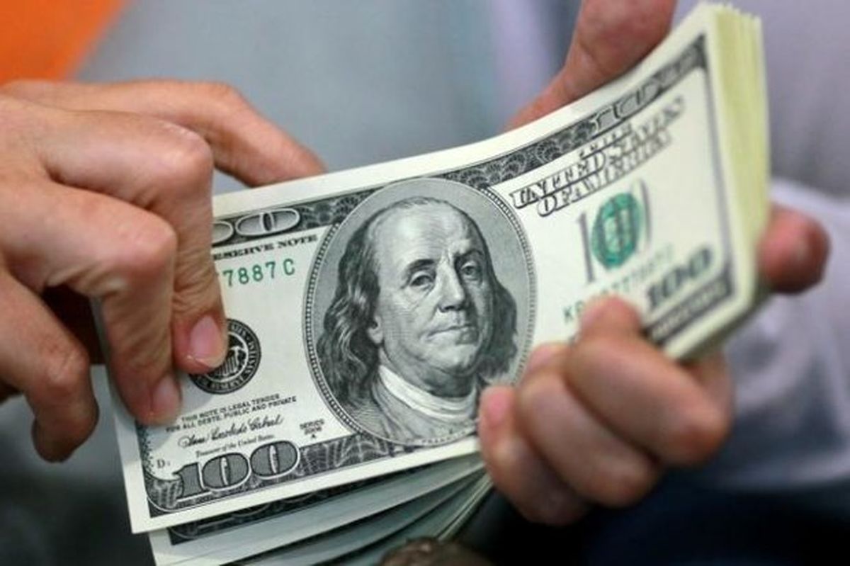 نوسان نرخ دلار در کانال ۱۱ و ۱۲ هزار تومانی