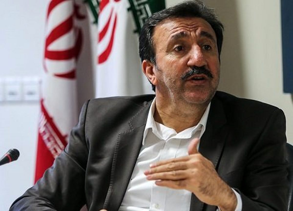 داوری: اگر وزارت اجازه دهد در انتخابات ثبت نام میکنم
