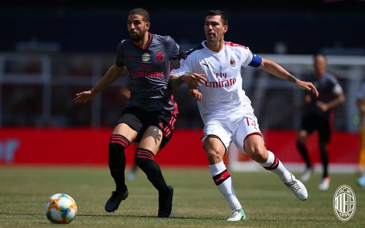 خلاصه بازی آث میلان - بنفیکا(ویدئو)