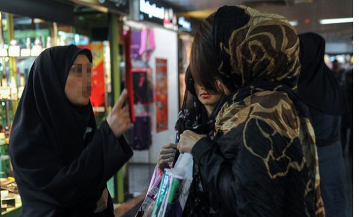 گشت ارشاد به مترو رسید