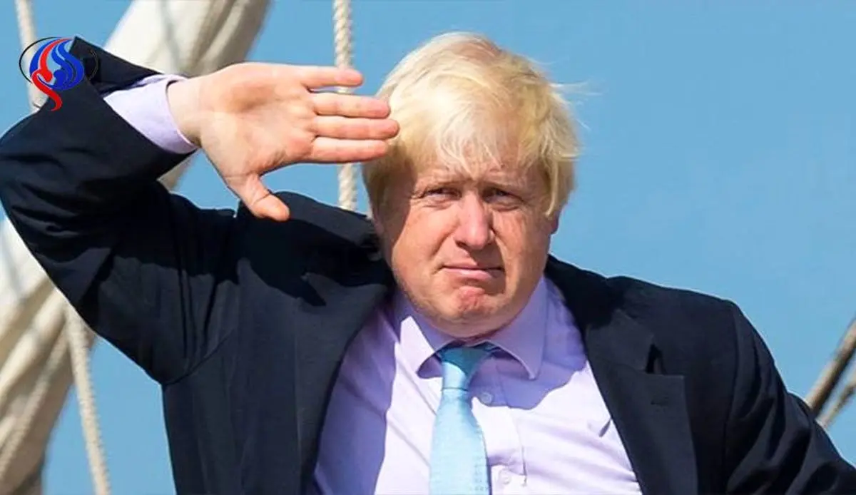 فیلم| نخست‌وزیر انگلیس برای خبرنگارانی که بیرون منزل منتظرش بودند چای آورد