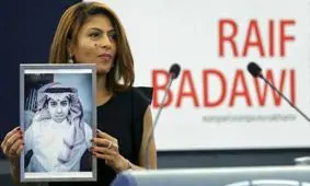 واکنش همسر وبلاگ‌نویس زندانی در عربستان سعودی به قانون آزادی سفر زنان