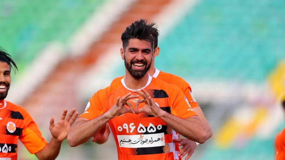 اسدی: دیگر فشار هواداران تراکتور روی من نیست!