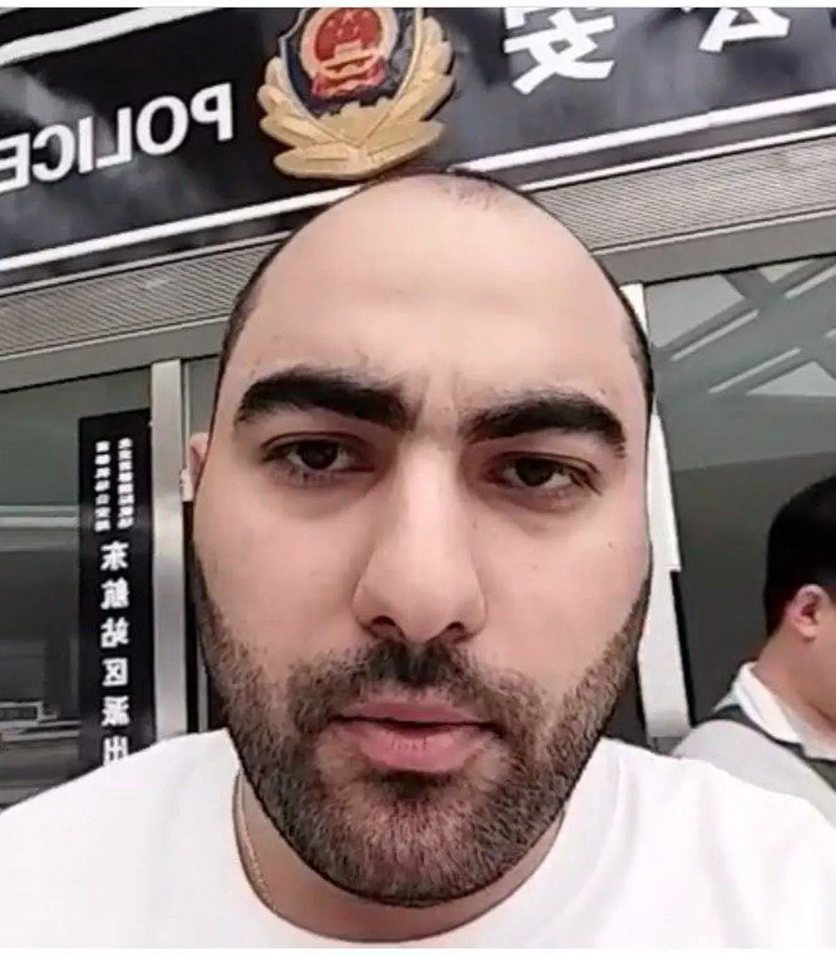 دزدی از اسنوکرباز ایرانی در فرودگاه چین!