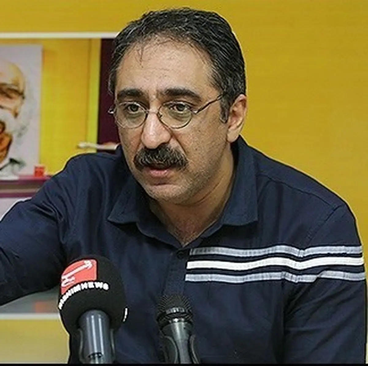 ترامپ سوژه­ شاعران طنزپرداز پایتخت شد