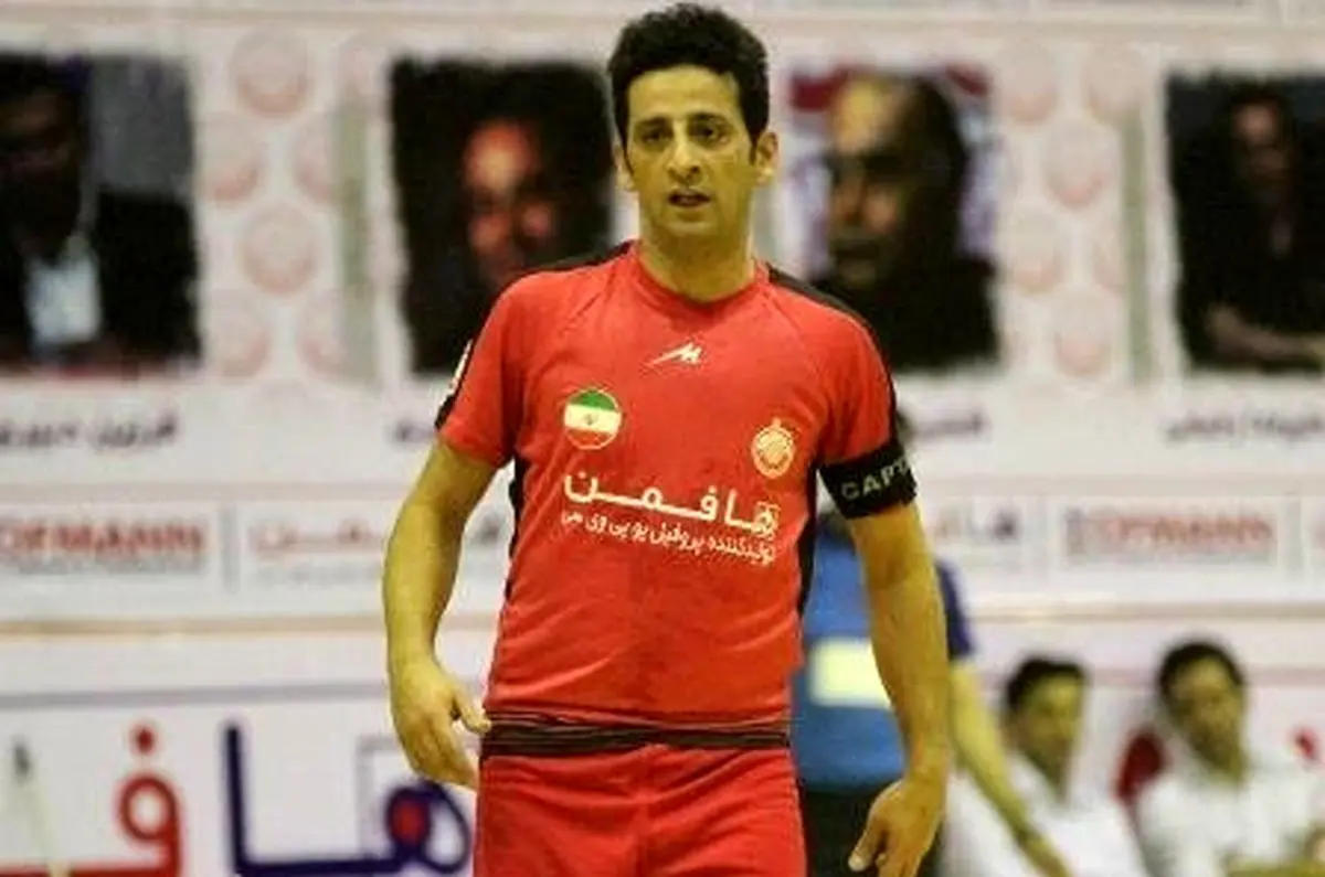 اصغری مقدم: بازی ما در بندرعباس کُمدی بود/ تیم‌های بزرگ به آب و آتش نمی‌زنند