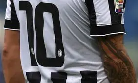 چالش بی‌پایان شماره‌های خاص در فوتبال ایران