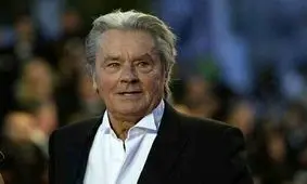 سوپراستار سینما در بیمارستان بستری شد/ آلن دلون سکته مغزی کرد