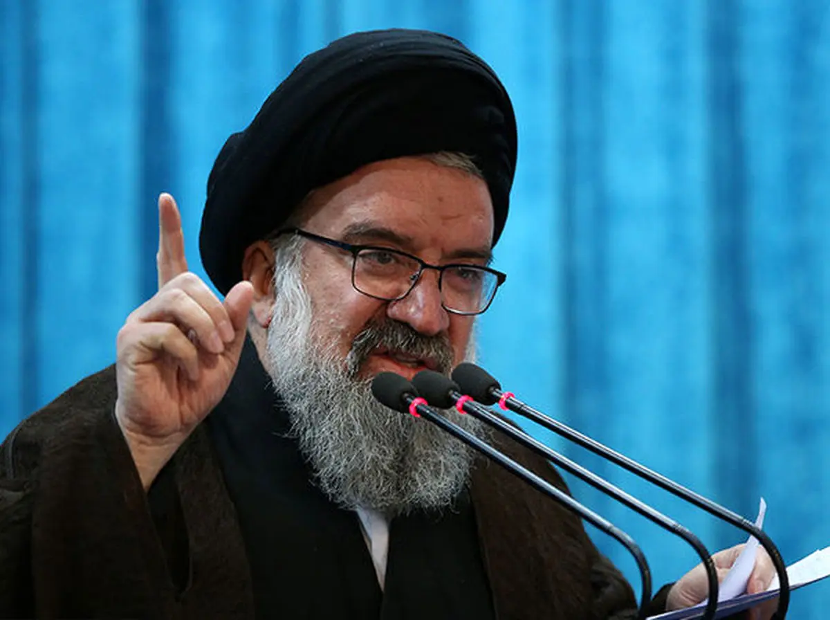 از کارتر تا این ترامپ روانی همگی آرزوی براندازی داشتند؛ اما از پا افتادند و برخی مردند / هر کس غیرت دینی دارد «مرگ بر آمریکا و مرگ بر صهیونیست» می‌گوید