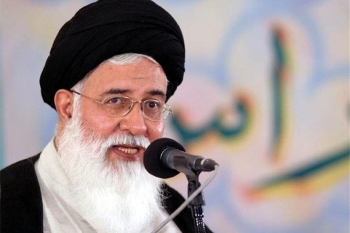 امام جمعه مشهد: دشمنی استکبار به‌خاطر فناوری هسته‌ای نیست؛ آنها اصل انقلاب را هدف گرفته‌اند
