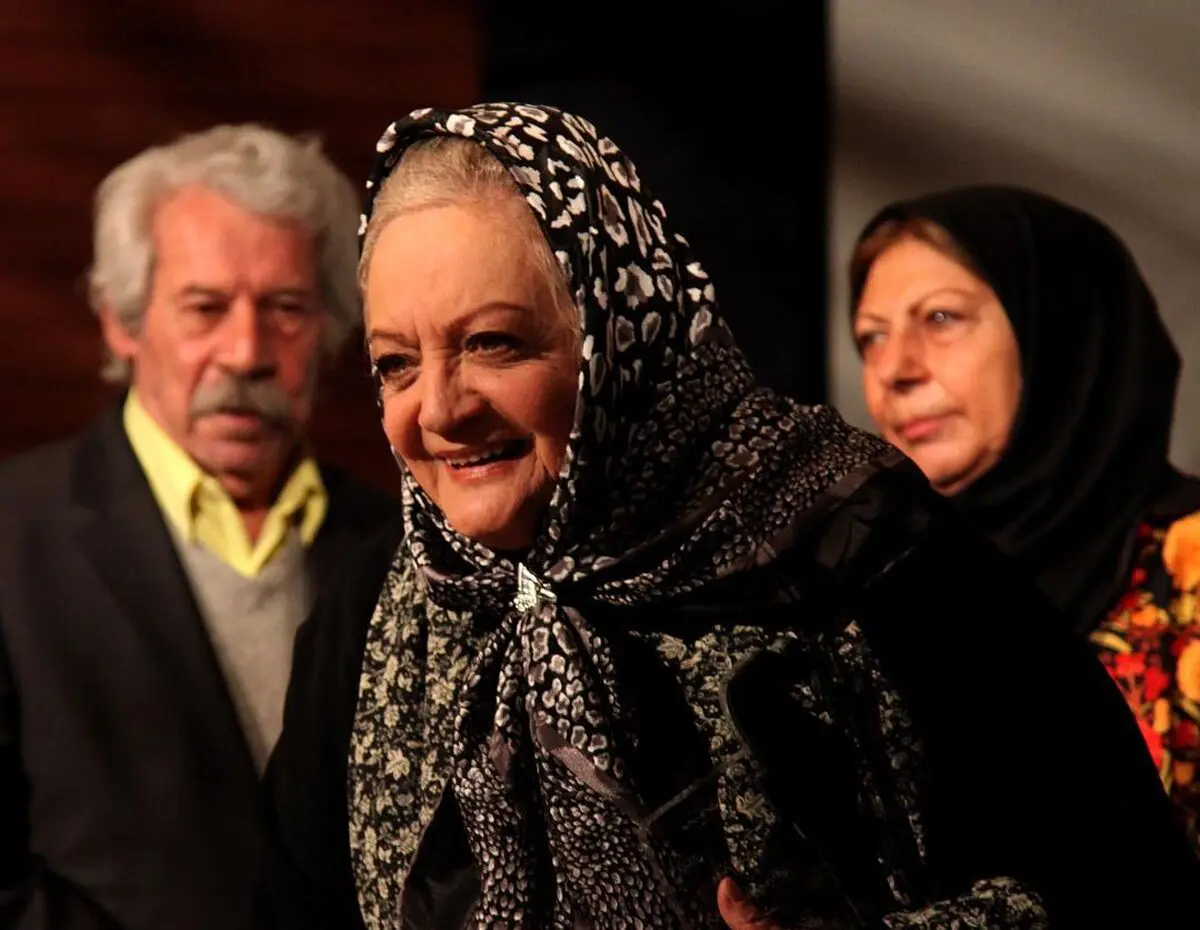 گلایه فرزند شهلا ریاحی از انتشار تصاویر نامناسب از مادرش