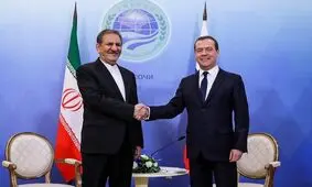 جهانگیری در دیدار نخست وزیر روسیه: آمریکا بدنبال ایجاد ناامنی در خلیج فارس و تنگه هرمز است/ مدودف: موضع ایران در قبال خروج آمریکا از برجام مقتدرانه است