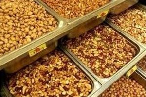 آجیل وارداتی جای تولید داخلی را در بازار اصفهان تنگ کرد