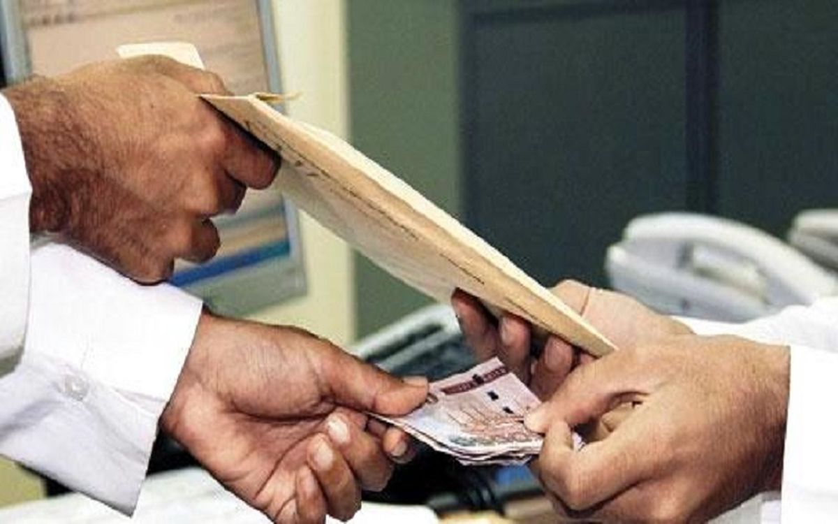 یکی از مدیران مرکز کارشناسان دادگستری اصفهان بازداشت شد