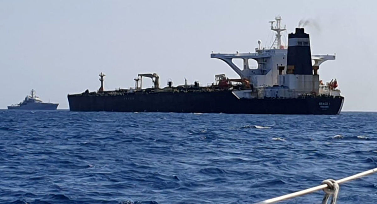 رویترز: توقیف نفتکش ایرانی در جبل الطارق عصر امروز پایان می یابد
