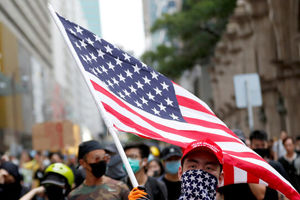 آمریکا، هنگ‌کنگ و یک "انقلاب رنگی" دیگر؟