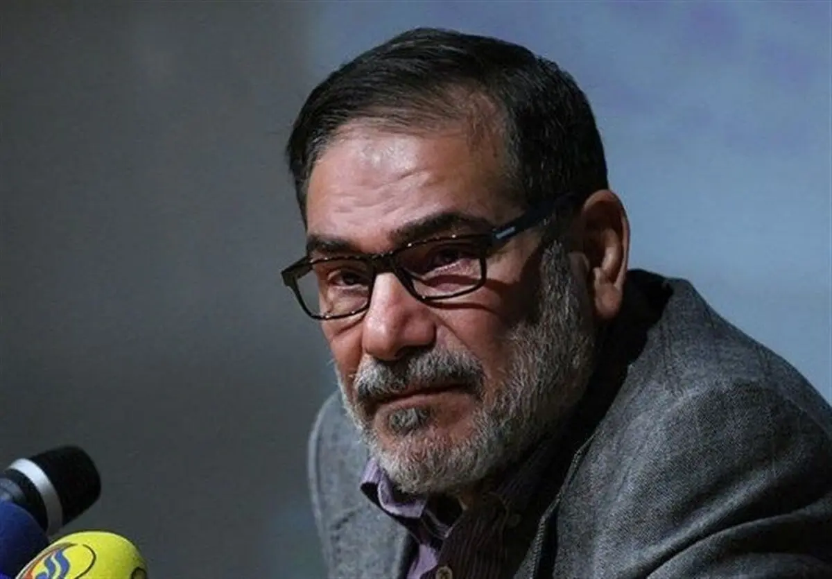 یک منبع نزدیک به شمخانی: جریانات سیاسی مشکوک به دنبال «ترور شخصیت» مقامات عالی کشور هستند