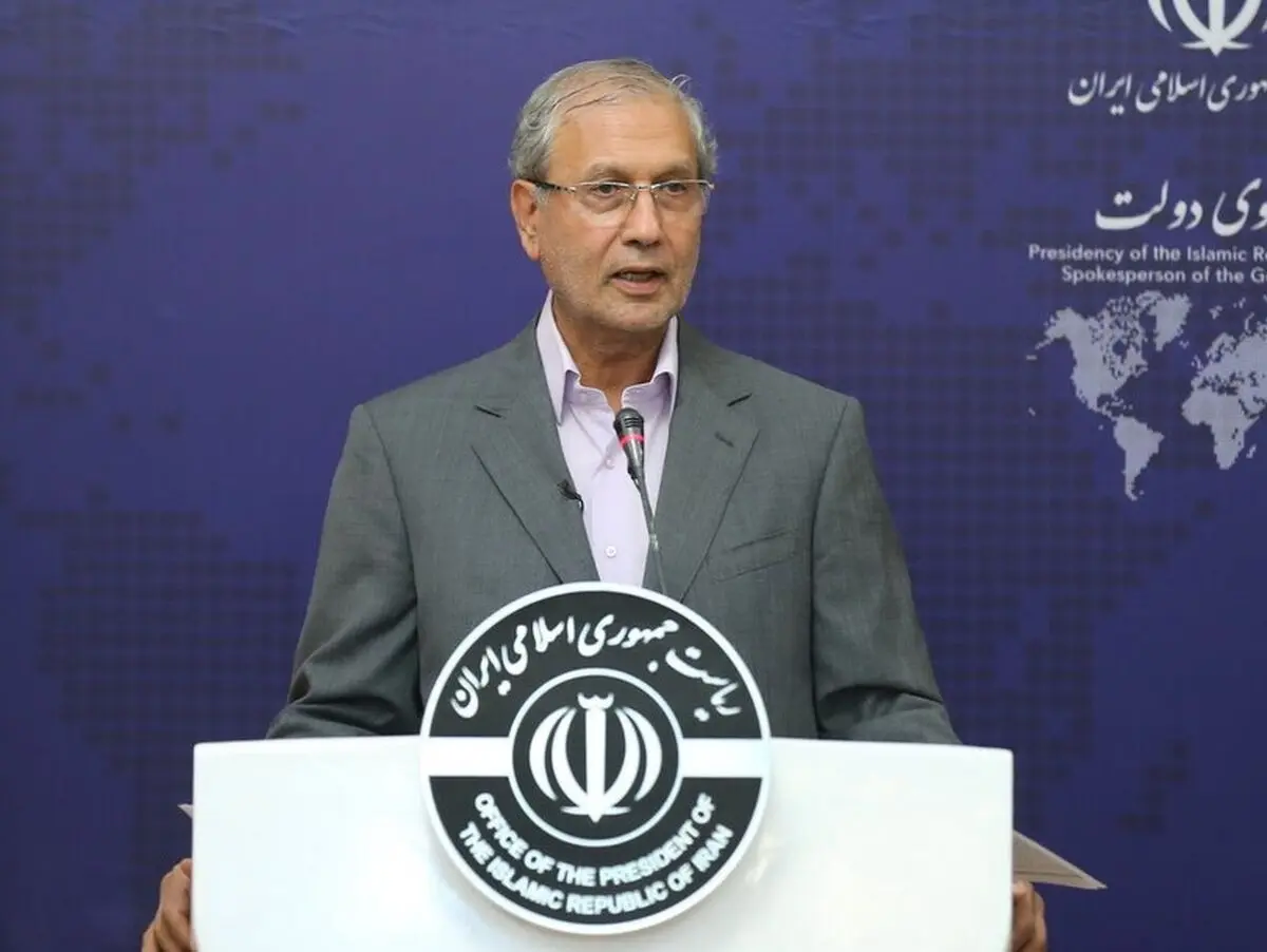 دولت قائل به برخورد امنیتی با "سمن‌"ها نیست/علت برکناری رئیس صندوق بازنشستگی مغایرت مدرک تحصیلی بود