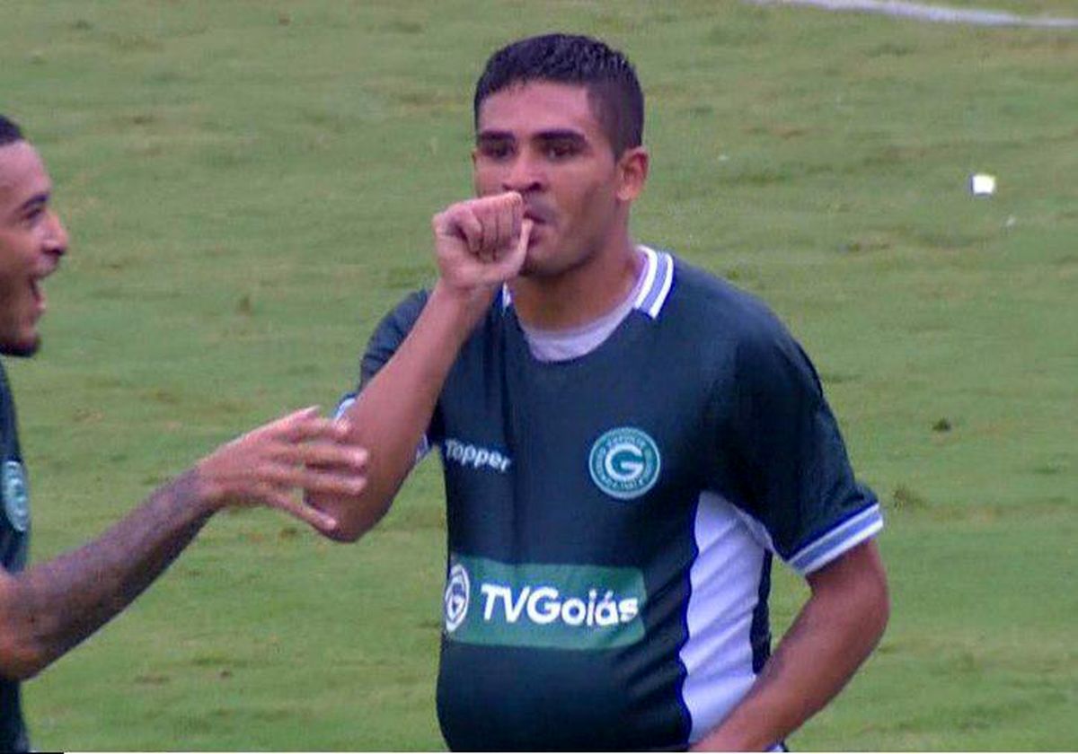 براندائو و پرسپولیس امروز رسمی می شود