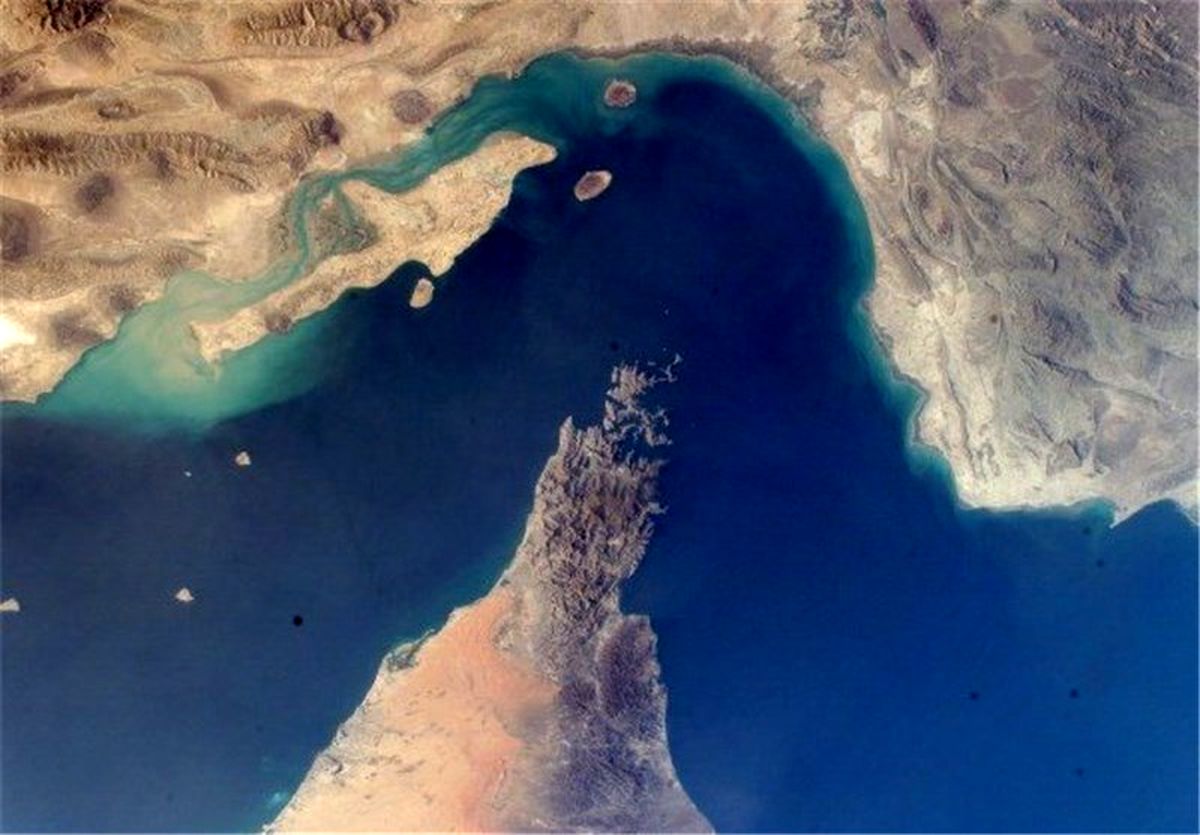 ایران تنگه هرمز را دور می‌زند / امکان صادرات نفت از شرق تنگه هرمز در پایان ۹۹