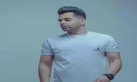 ویدئو| احساساتی شدن رضا بهرام در کنسرتش بخاطر فقدان پدر ...