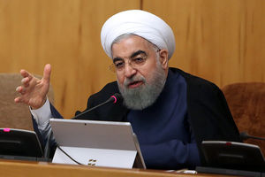 اختیارت روحانی کمتر از احمدی نژاد است، اما در حوزه اقتصاد می تواند بیشتر اعمال قدرت کند
