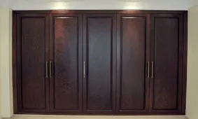 مرد نامحرم زن جوان و کودکش را در کمد دیواری زندانی کرد! / در لرستان فاش شد