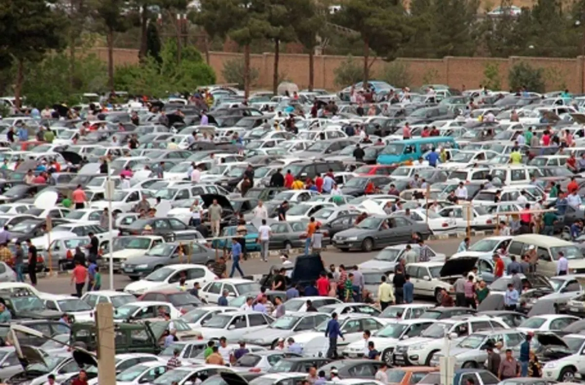 قبل از رفتن به جمعه بازار، قیمت خودروهای محبوب را اینجا ببینید