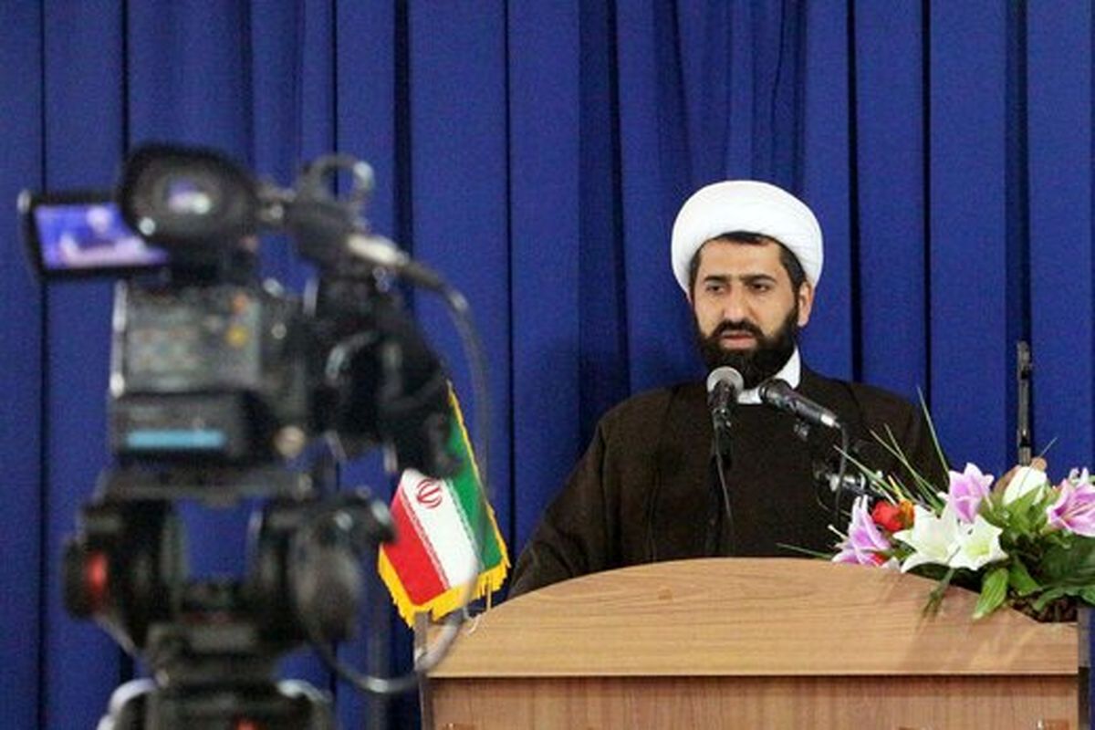امام جمعه اسالم: مسأله زن بودن وزیر، گربه رقصانی جدید انتخاباتی و قرتی بازی است