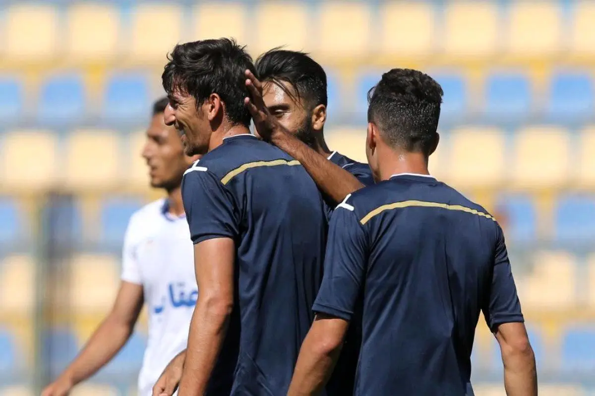 تثبیت تبریزی در پست وینگر چپ